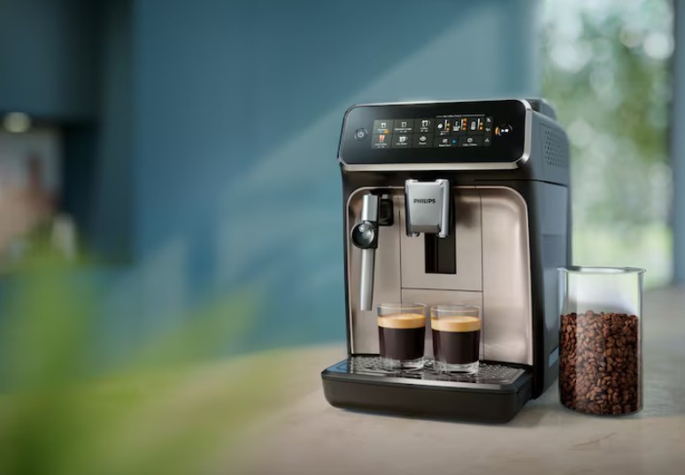 BF EXPRESS: Espressorul <b>Philips EP3326/90</b>seria 3300, cu 5 tipuri