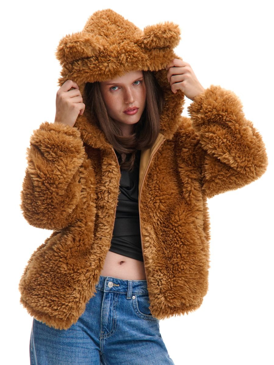 BF EXPRESS: <b>Geaca din blană artificială</b> de la <u>Cropp</u>, cu