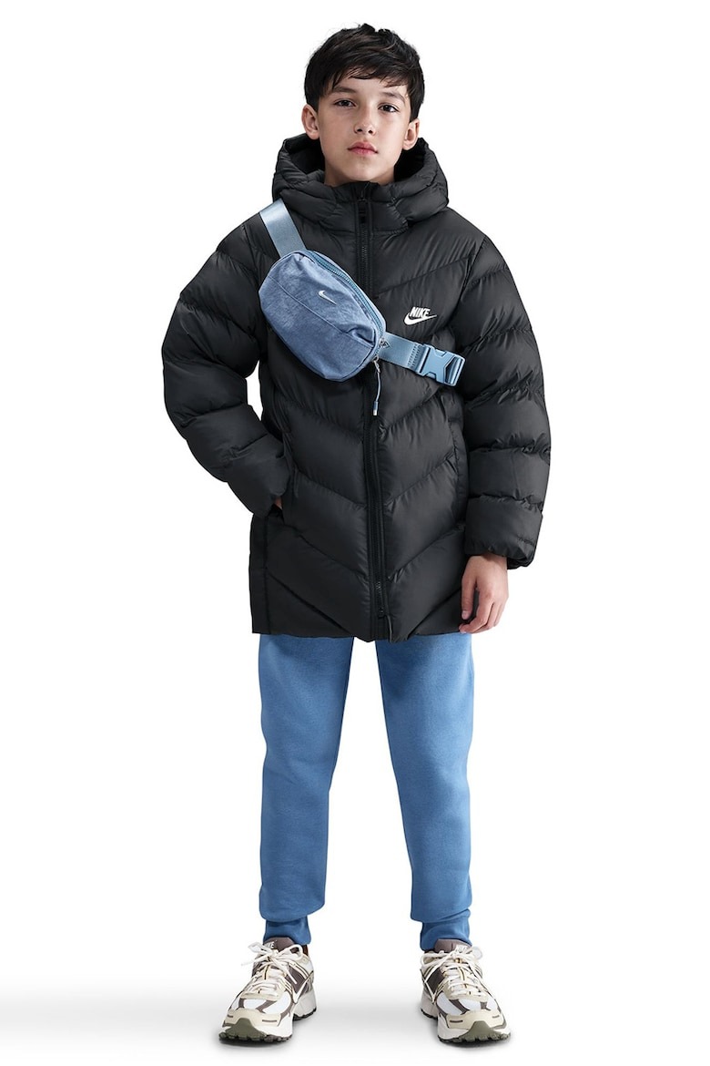 BF EXPRESS: <b>Geaca Nike</b> cu vatelin pentru biei,